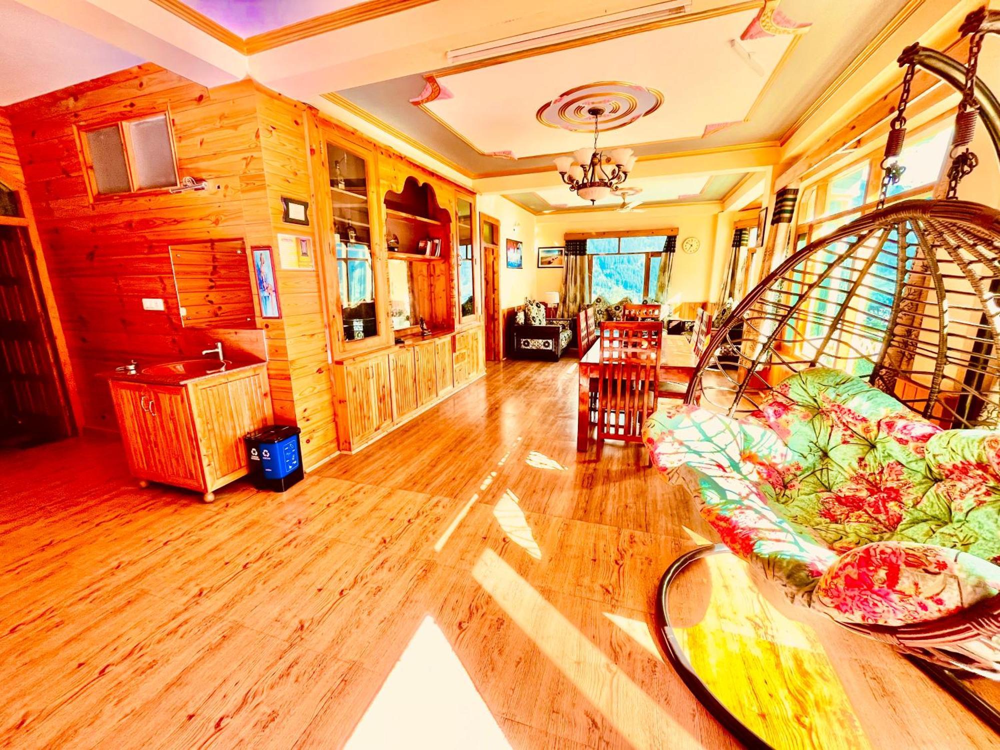 Woods Villa Cottages Manali - 1,2,3,4 Cottages & Villas Available In Manali With Scenic Mountain View Eksteriør bilde