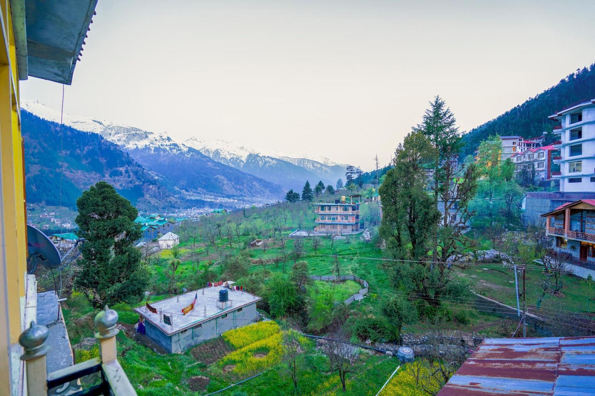 Woods Villa Cottages Manali - 1,2,3,4 Cottages & Villas Available In Manali With Scenic Mountain View Eksteriør bilde
