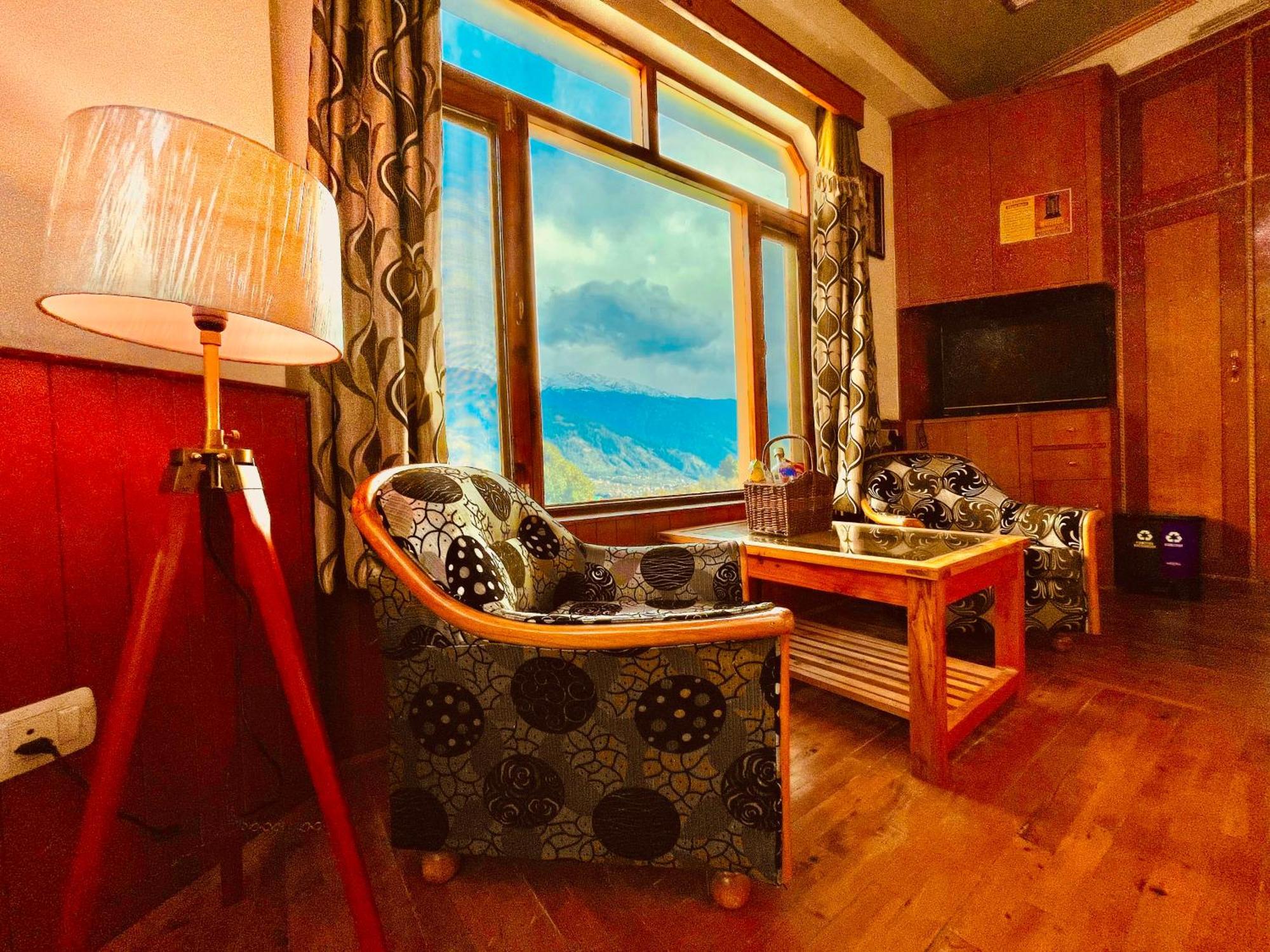 Woods Villa Cottages Manali - 1,2,3,4 Cottages & Villas Available In Manali With Scenic Mountain View Eksteriør bilde
