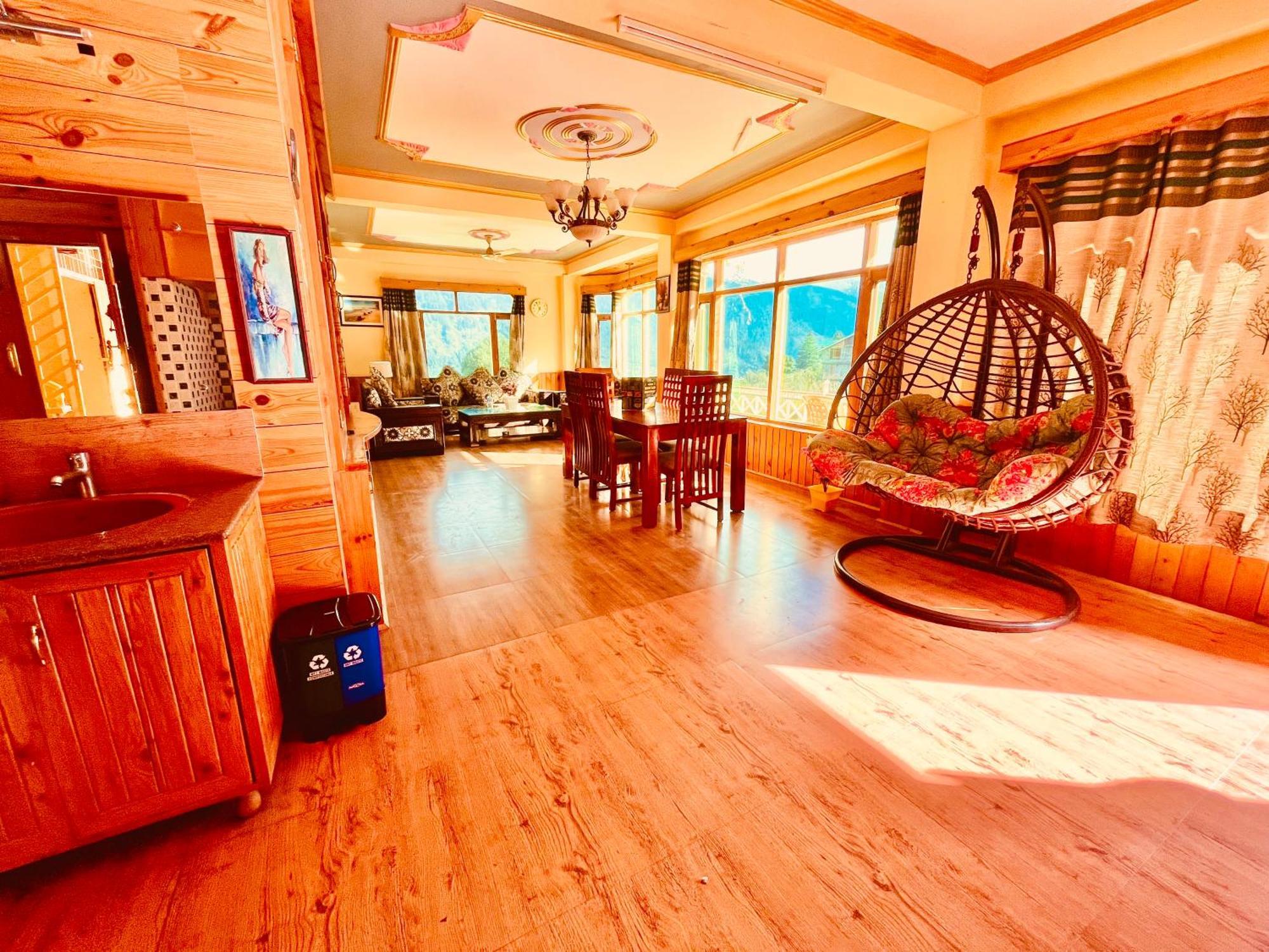 Woods Villa Cottages Manali - 1,2,3,4 Cottages & Villas Available In Manali With Scenic Mountain View Eksteriør bilde