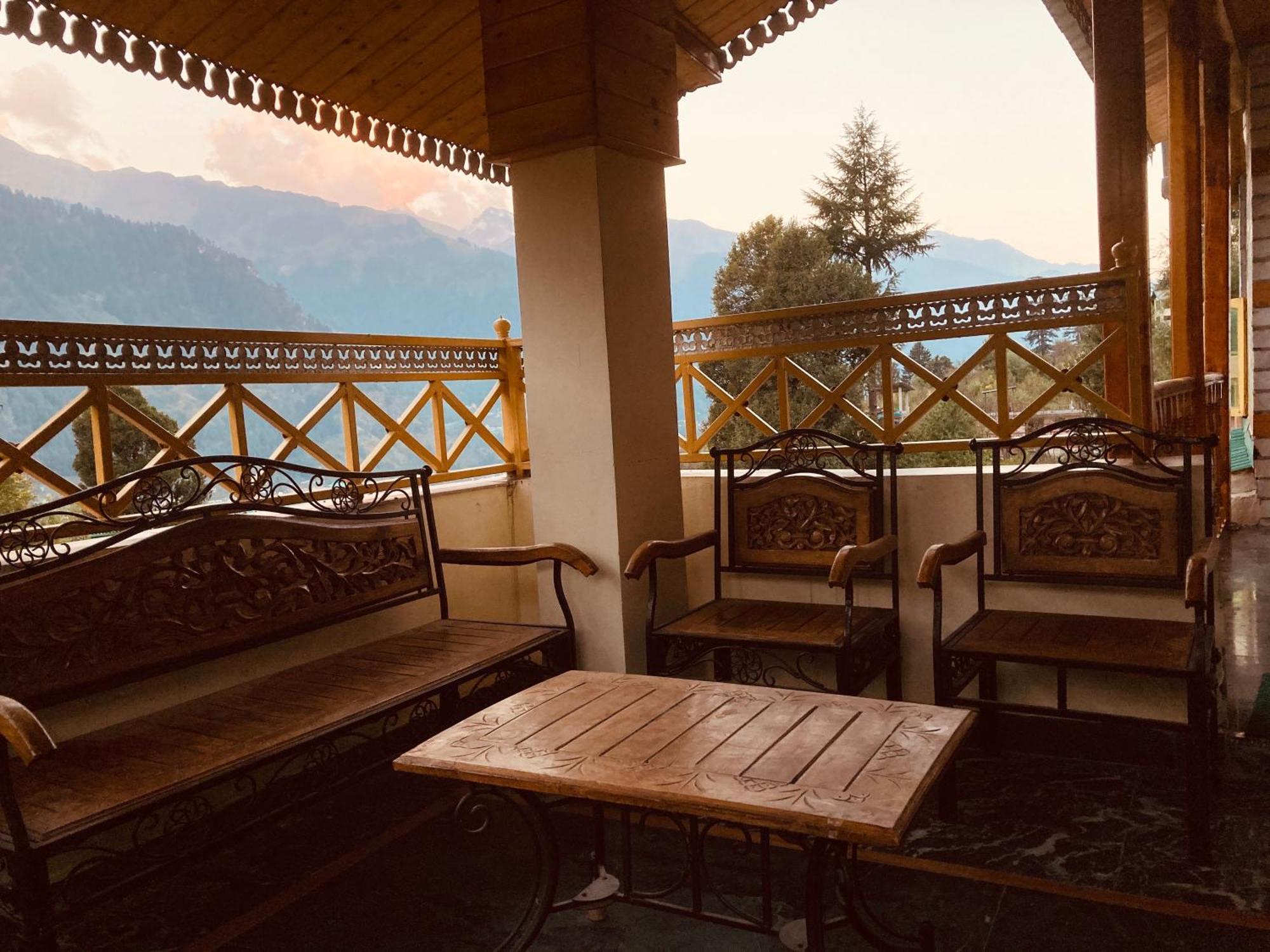 Woods Villa Cottages Manali - 1,2,3,4 Cottages & Villas Available In Manali With Scenic Mountain View Eksteriør bilde