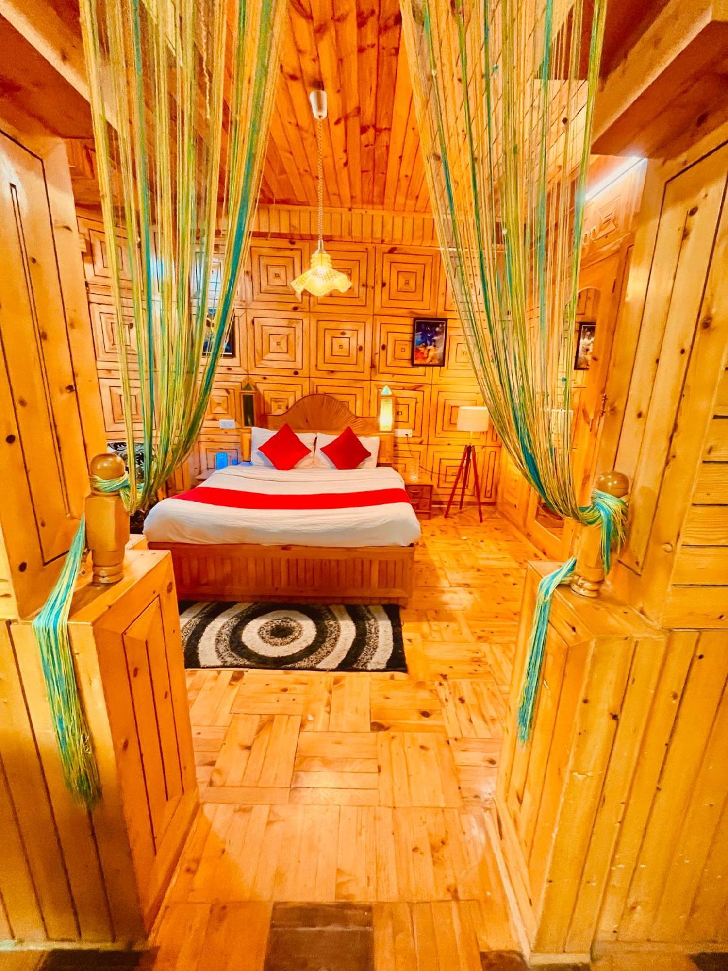 Woods Villa Cottages Manali - 1,2,3,4 Cottages & Villas Available In Manali With Scenic Mountain View Eksteriør bilde