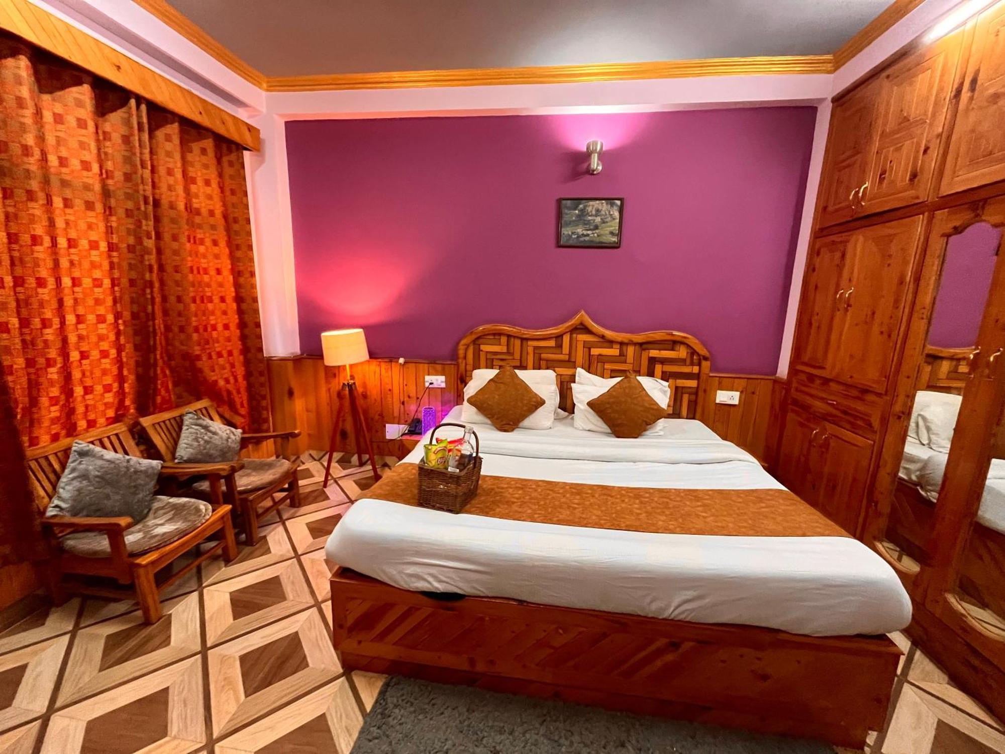 Woods Villa Cottages Manali - 1,2,3,4 Cottages & Villas Available In Manali With Scenic Mountain View Eksteriør bilde